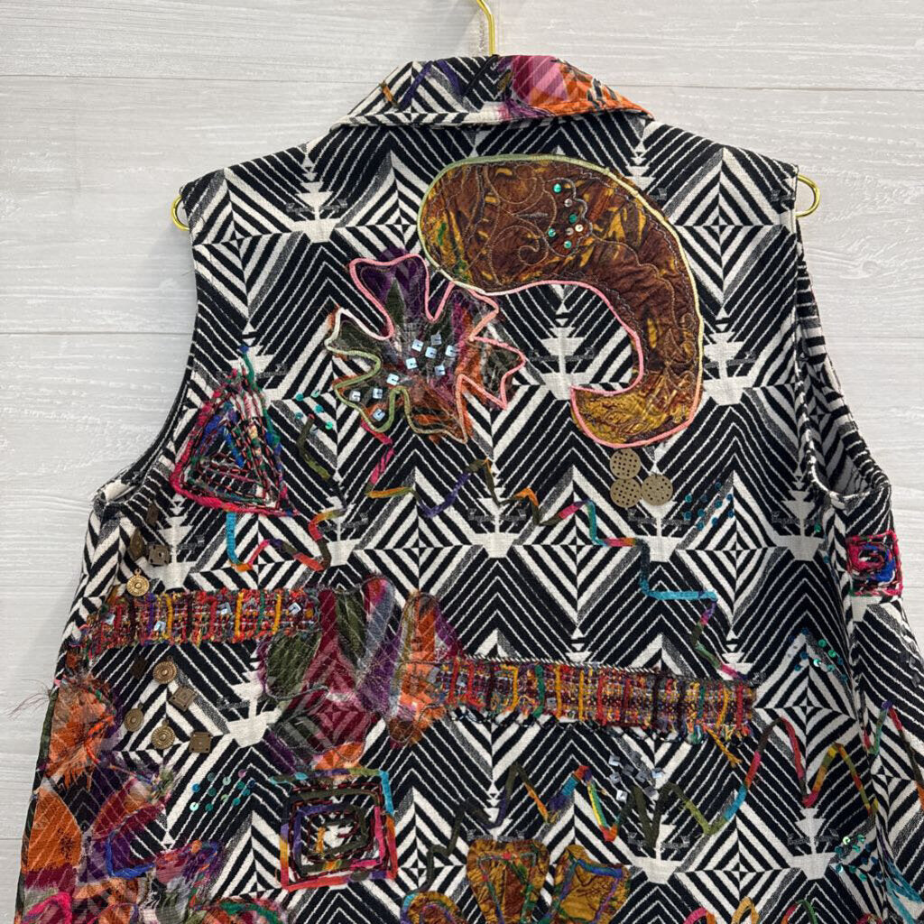 Chicos White/ Black/ Multi Embellished Print Sleeveless Open Front Top 2