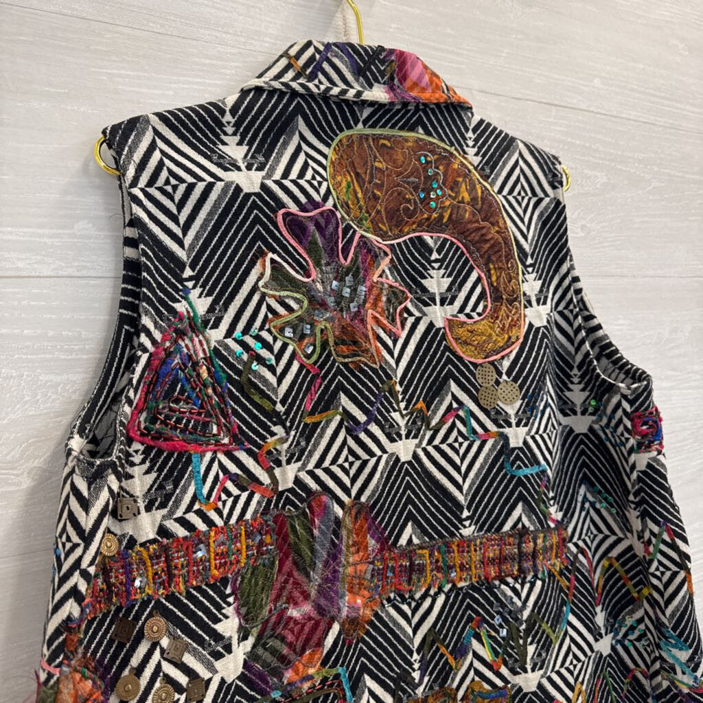 Chicos White/ Black/ Multi Embellished Print Sleeveless Open Front Top 2