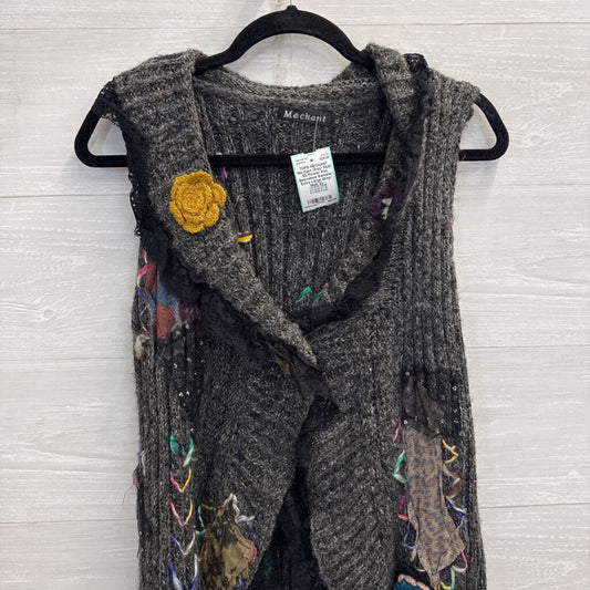 Mechant Grey/ Multi 3D Flower Knit Sleeveless Sweater Extra Large