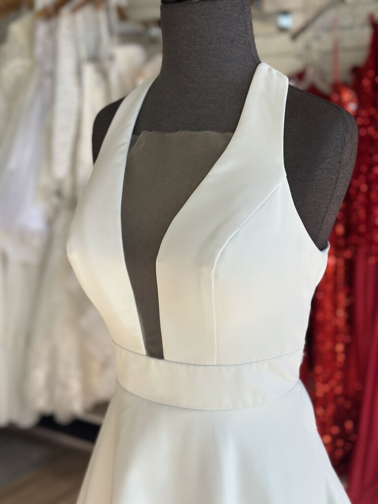 Stella York Plunge Simple A-Line Bridal Gown 10