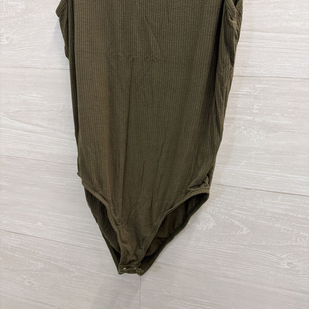 Ambiance Green Ribbed Mock Neck Sleeveless Bodysuit Small