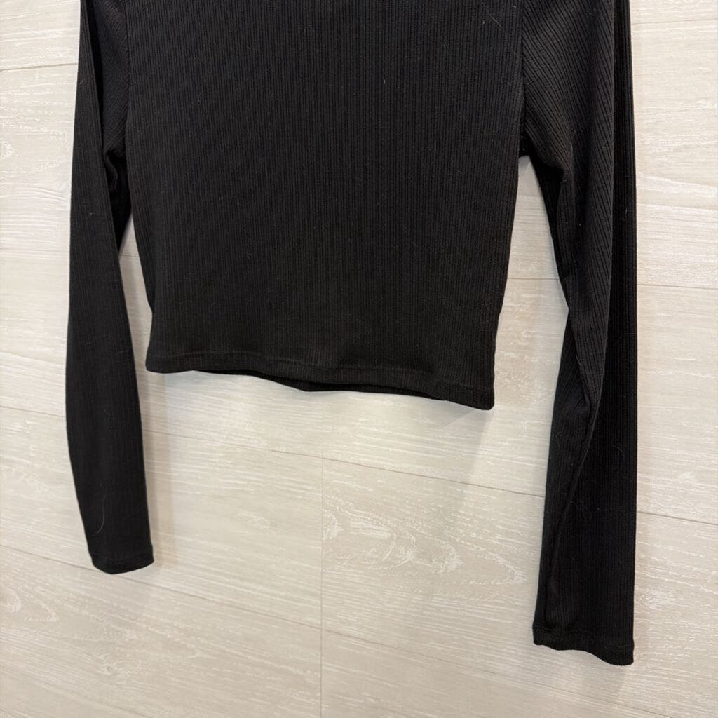 Altar'd State Black Cropped Mock Neck Long Sleeve Top Extra Small