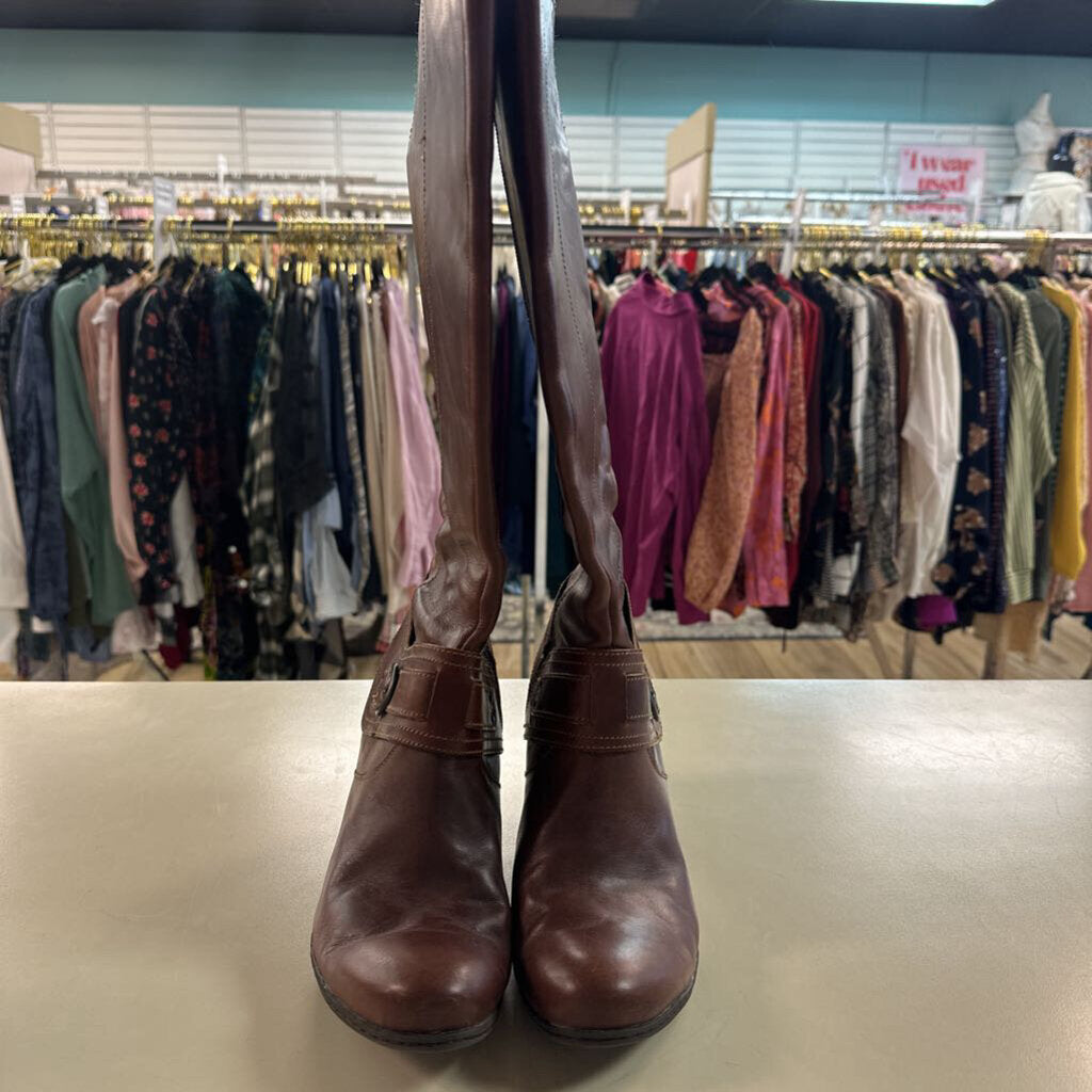 BOC Brown Leather Tall Riding Boots 9