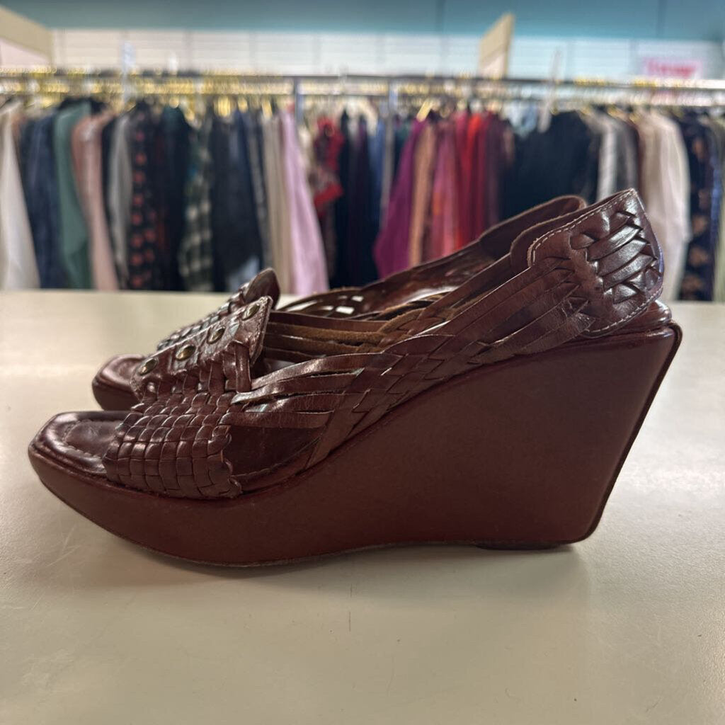 Frye Brown Leather Lola Studded Sling Wedge Shoes 9