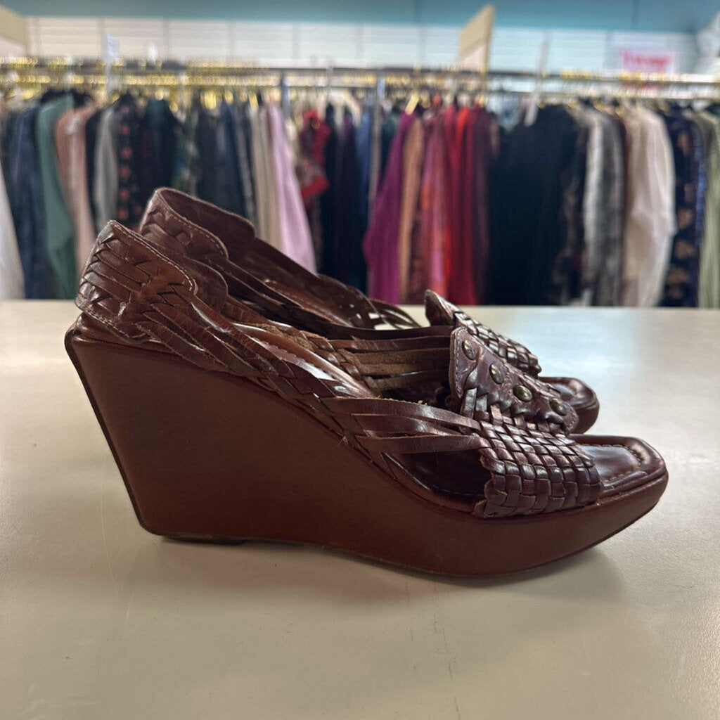 Frye Brown Leather Lola Studded Sling Wedge Shoes 9