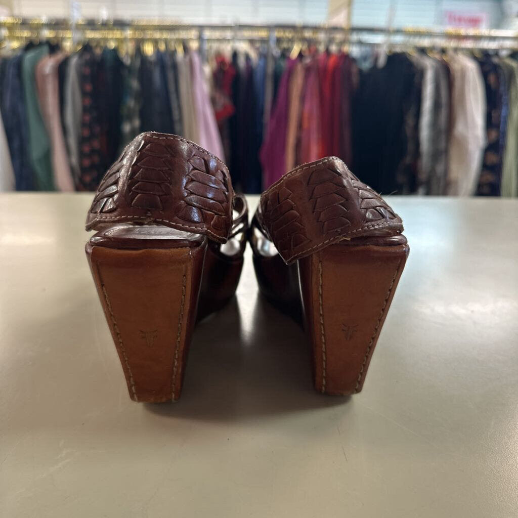 Frye Brown Leather Lola Studded Sling Wedge Shoes 9