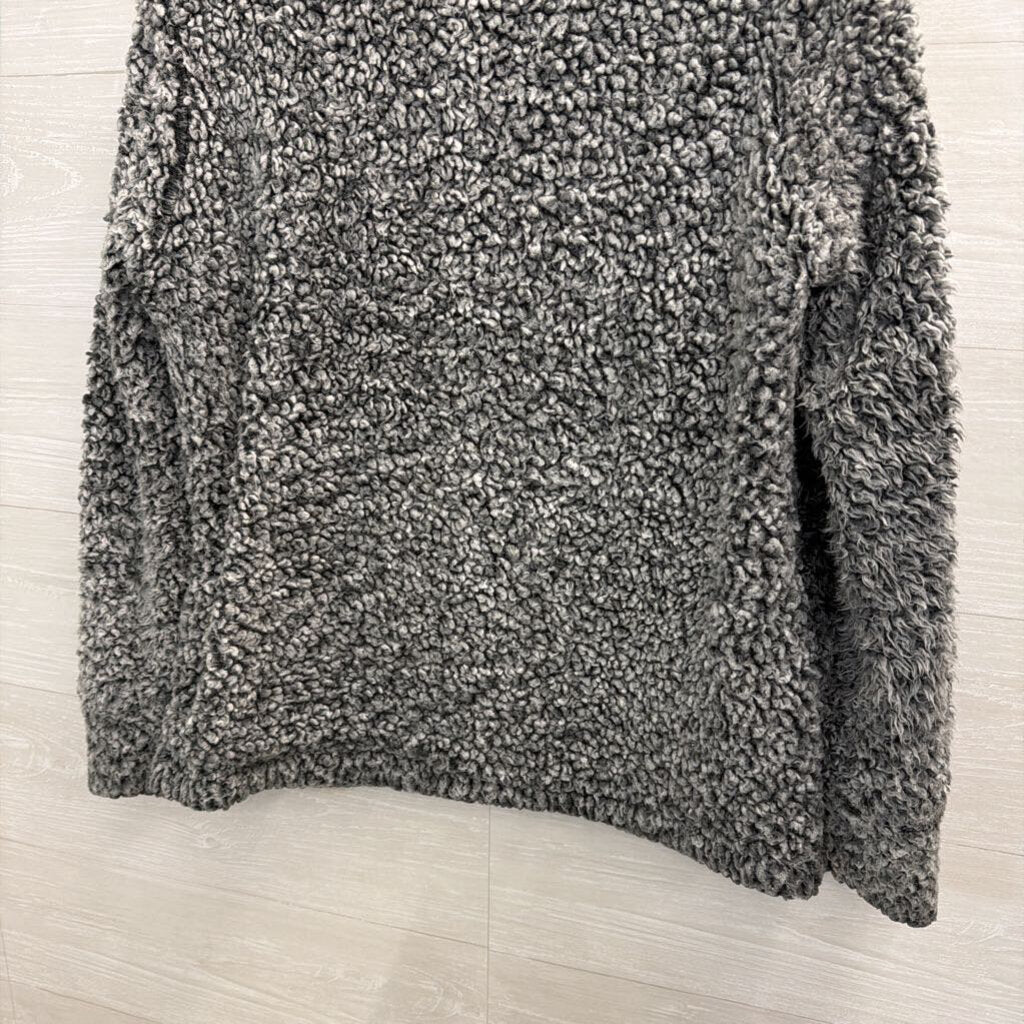 Weatherproof Grey/ Black Sherpa Quarter Zip Pullover Medium