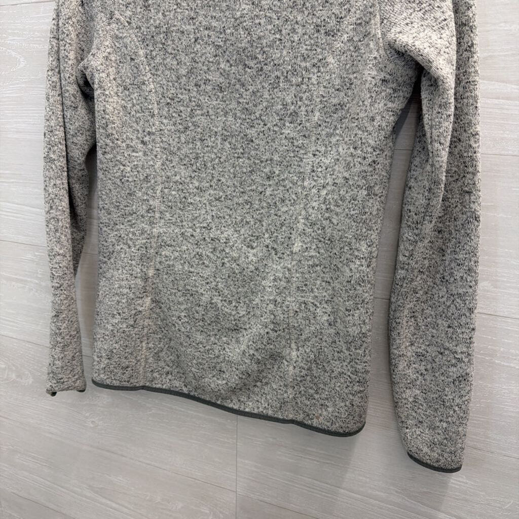 Eddie Bauer White/ Grey Knit Long Sleeve Pullover Small