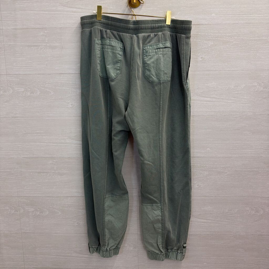 Daily Practice Green Pull On Jogger Pants Large