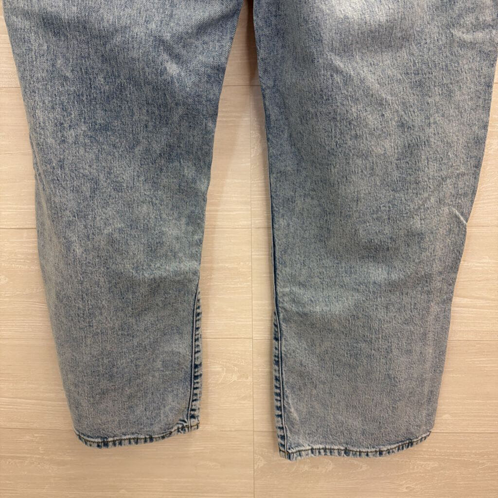 Pilcro Light Wash Wide Leg Mom Jeans 30