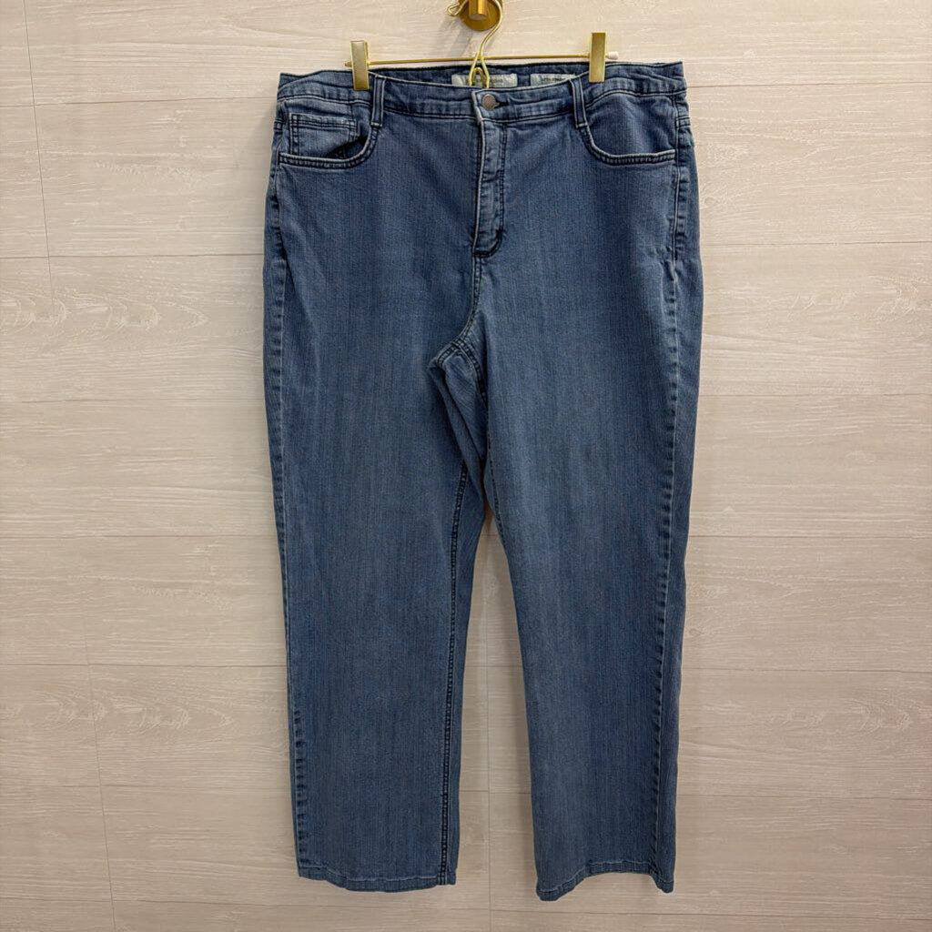 Jones New York Medium Wash Sutton Straight Jeans 18W