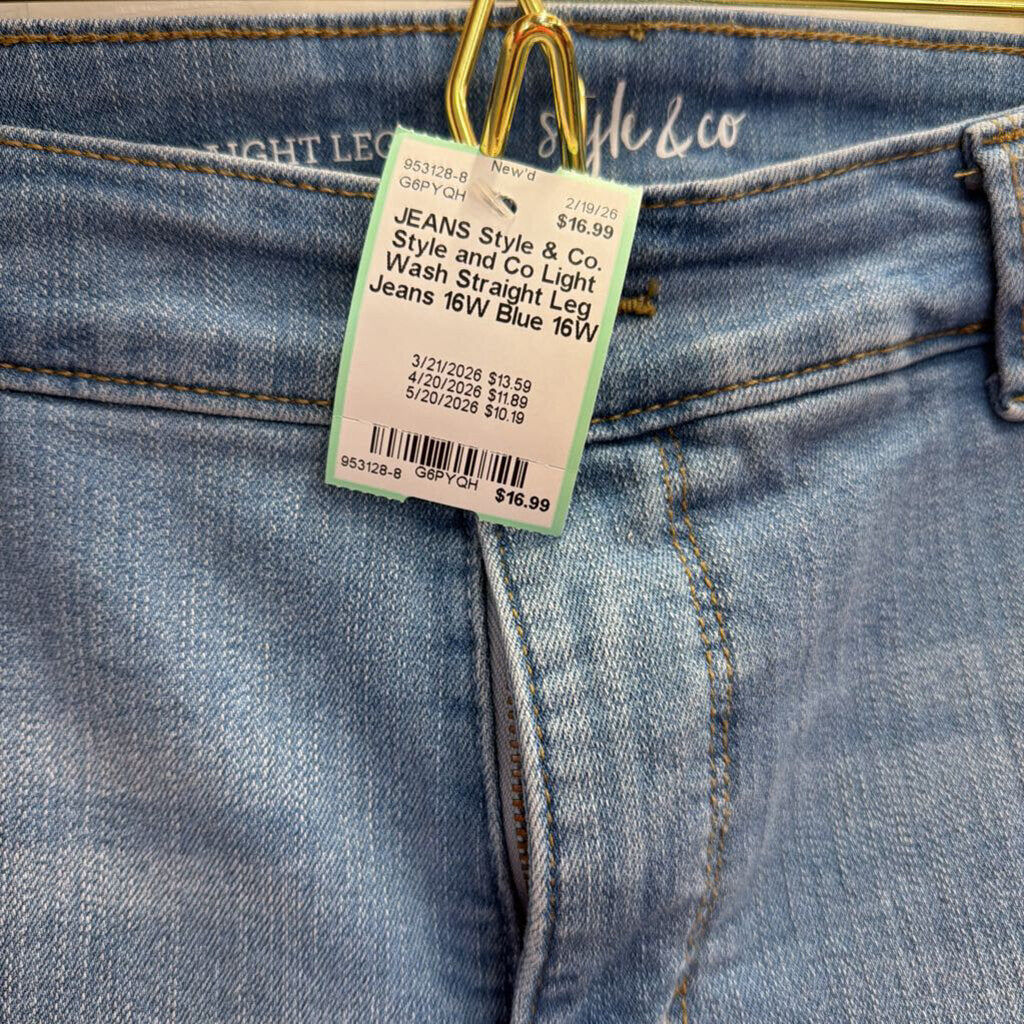 Style and Co Light Wash Straight Leg Jeans 16W