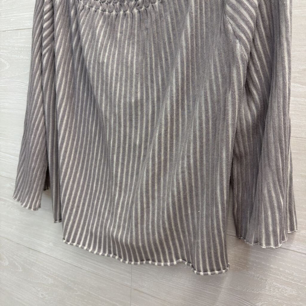 Sparrow Grey/ Cream Ribbed Tie Front Long Sleeve Top Large