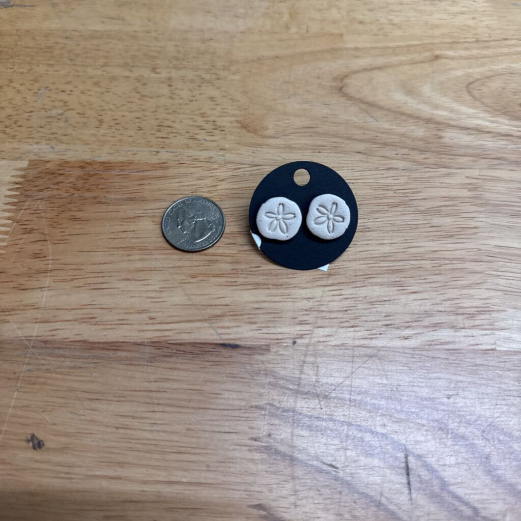 Beige Sandollar Stud Earrings