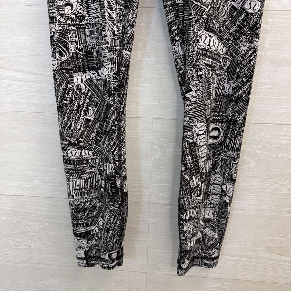 Lululemon Black/ White Print Cropped Leggings 4