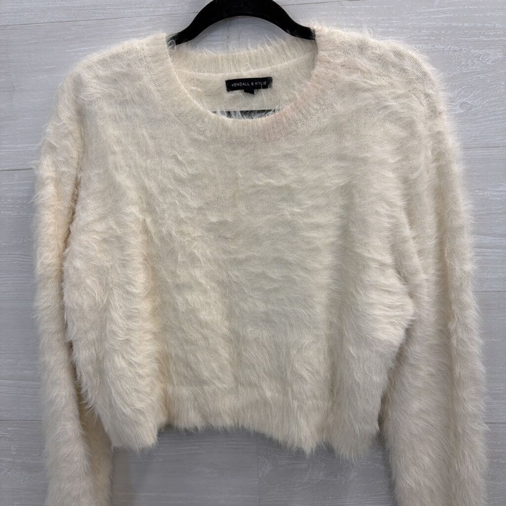 Kendall and Kyle Cream Fuzzy Soft Knit Cropped Sweater Large