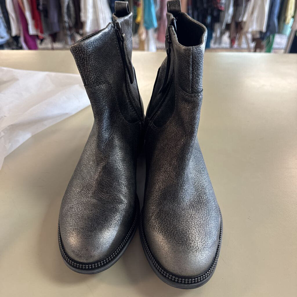 Franco Sarto Metallic Silver Leather Ankle Boots 7