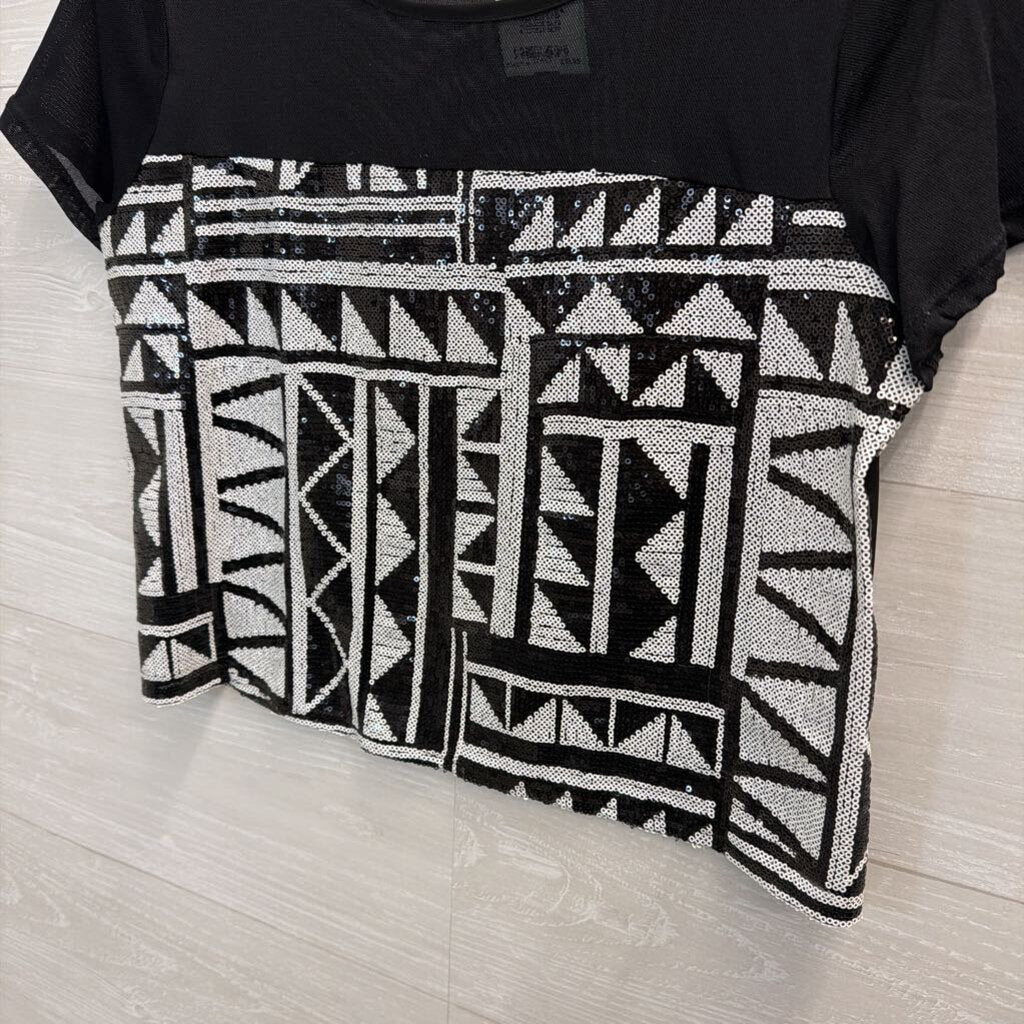 LA Hearts Black/ White Sequin Print Cropped Short Sleeve Top Large