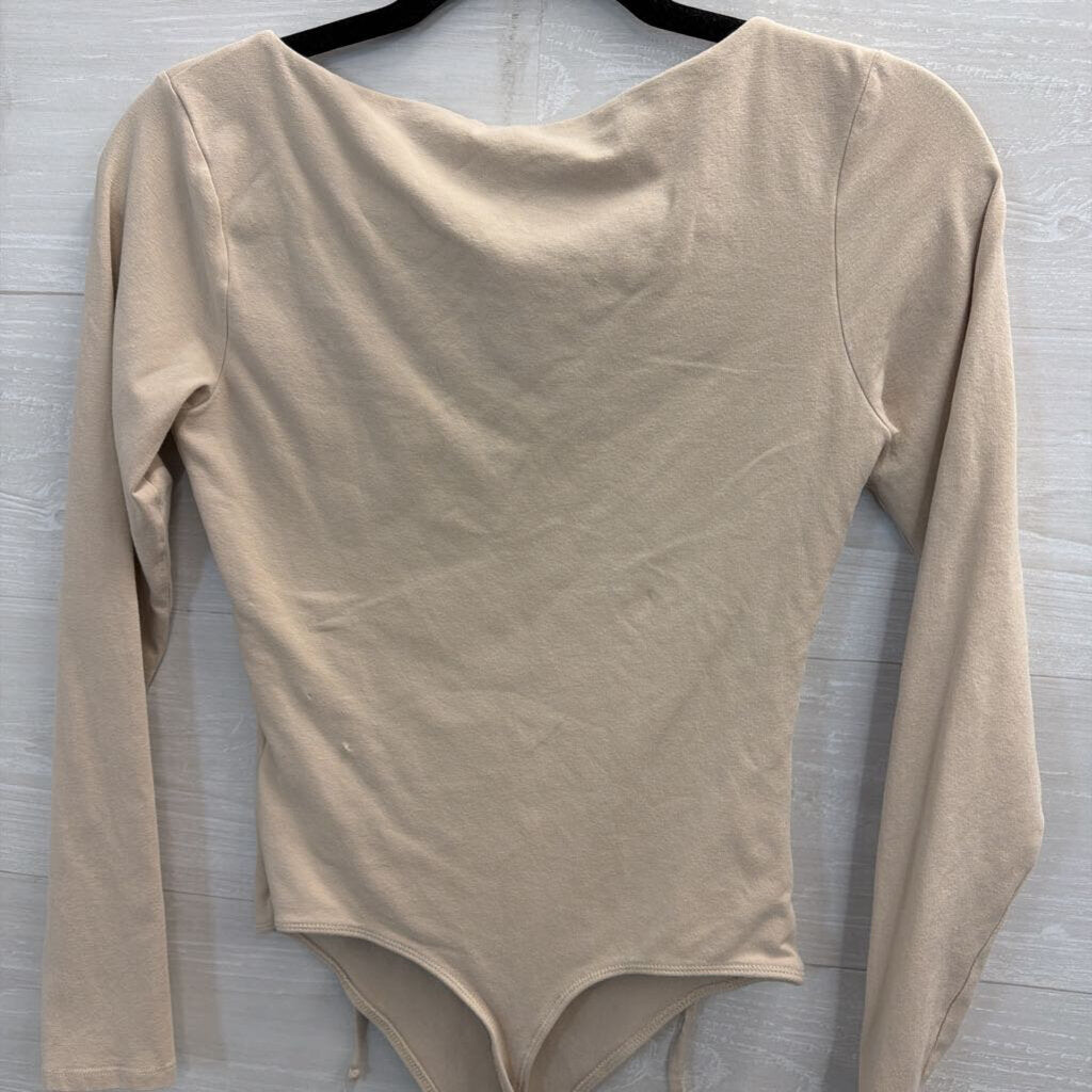 Abercrombie and Fitch Beige Long Sleeve Bodysuit Small