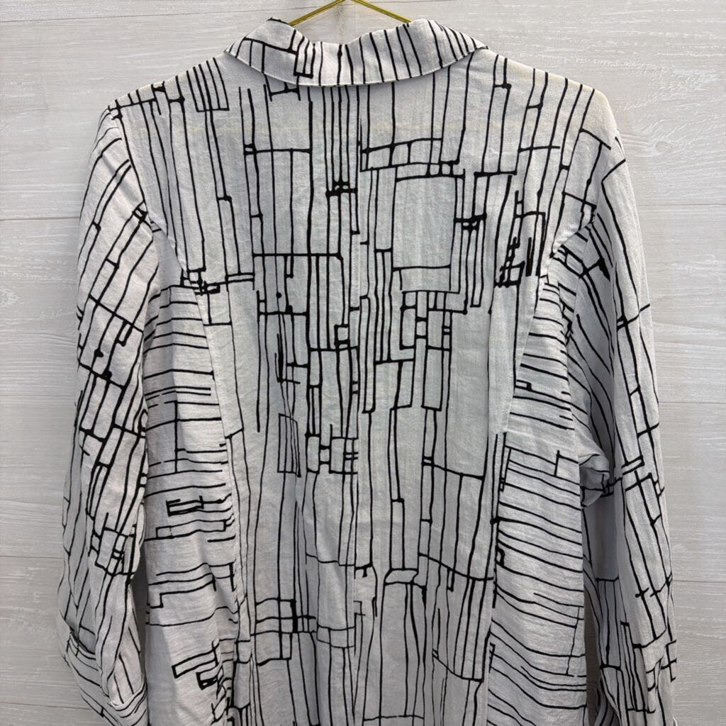 Habitat White/ Black Print Long Sleeve Button Down Top Extra Large