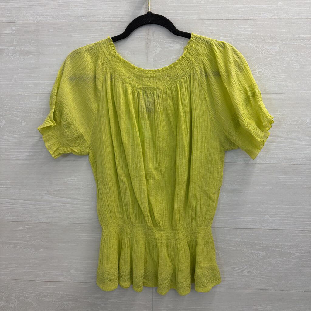 Cynthia Rowley Green Textured Smocked Detail Short Sleeve Top Medium