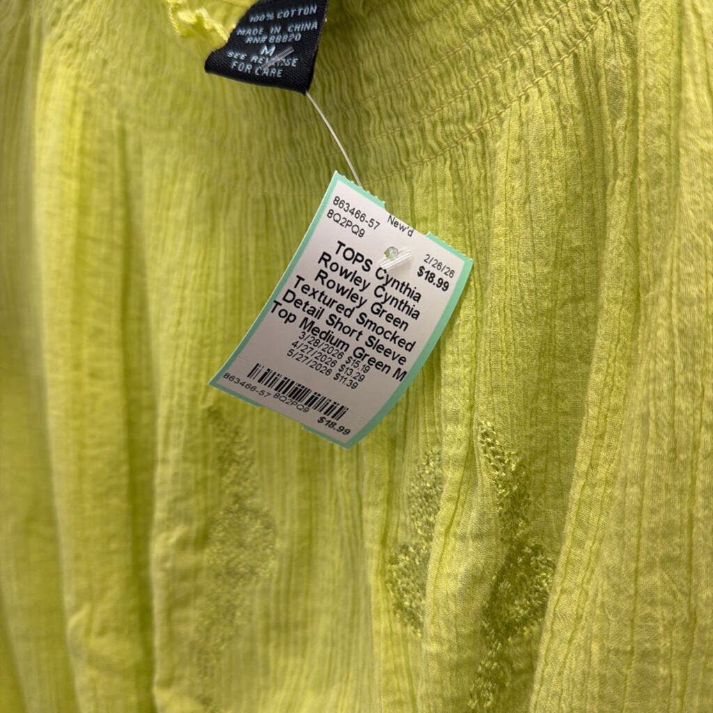 Cynthia Rowley Green Textured Smocked Detail Short Sleeve Top Medium
