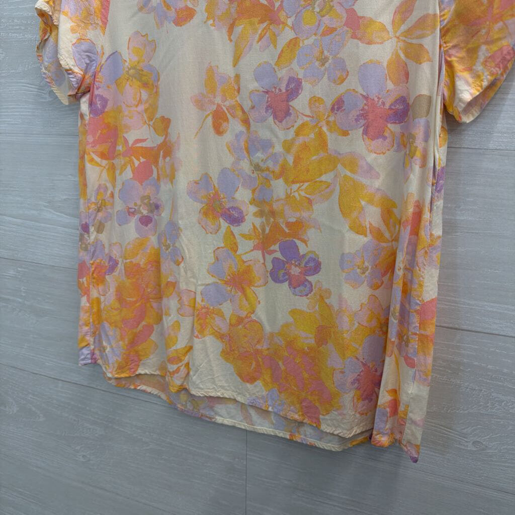 Emily Wonder Orange/ Multi Floral Print Short Sleeve Top Medium