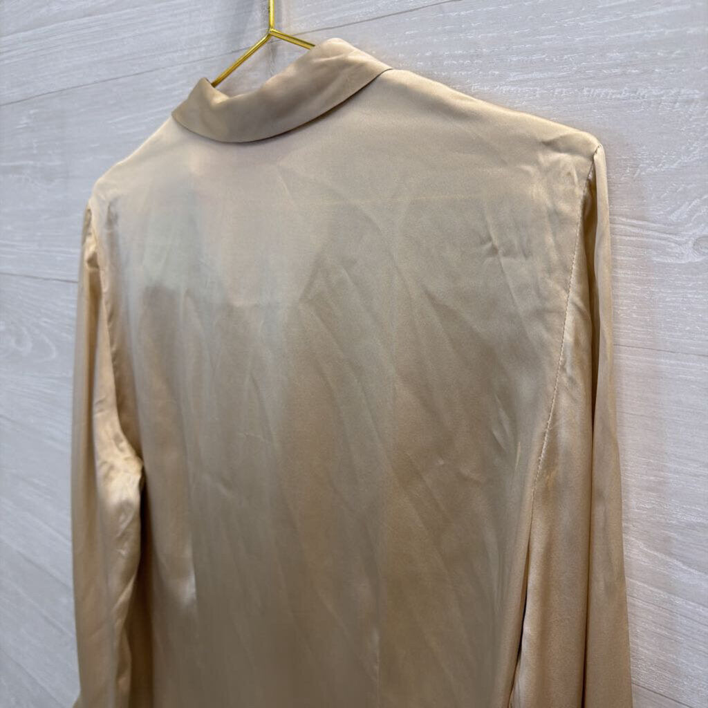 Oscar Gold 100% Silk Long Sleeve Button Down Top 14