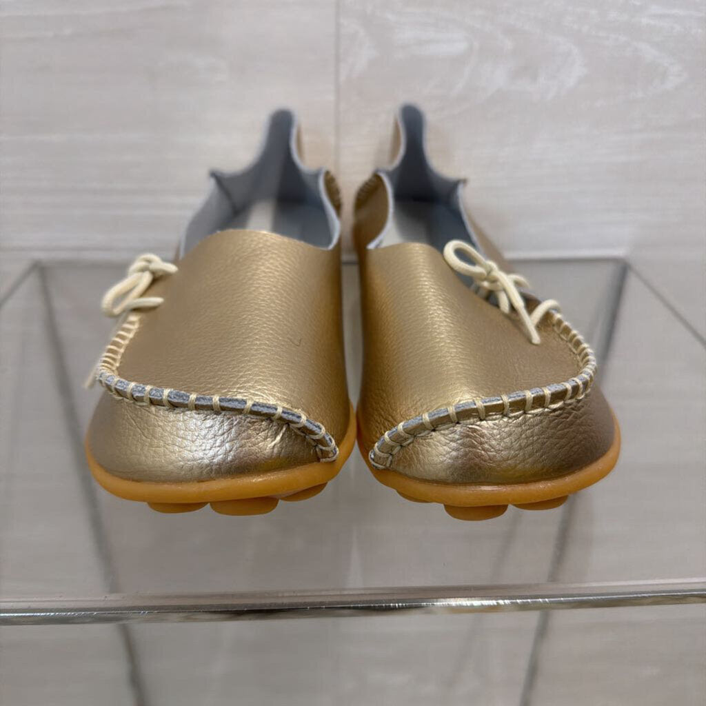 Gold Leather Slipper Loafers 39