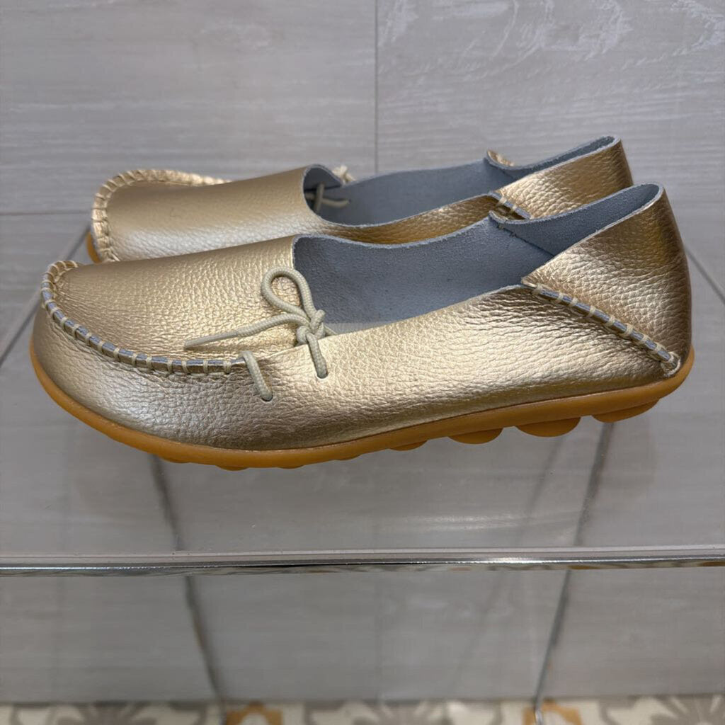 Gold Leather Slipper Loafers 39