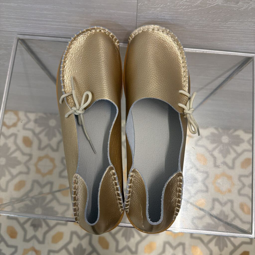 Gold Leather Slipper Loafers 39