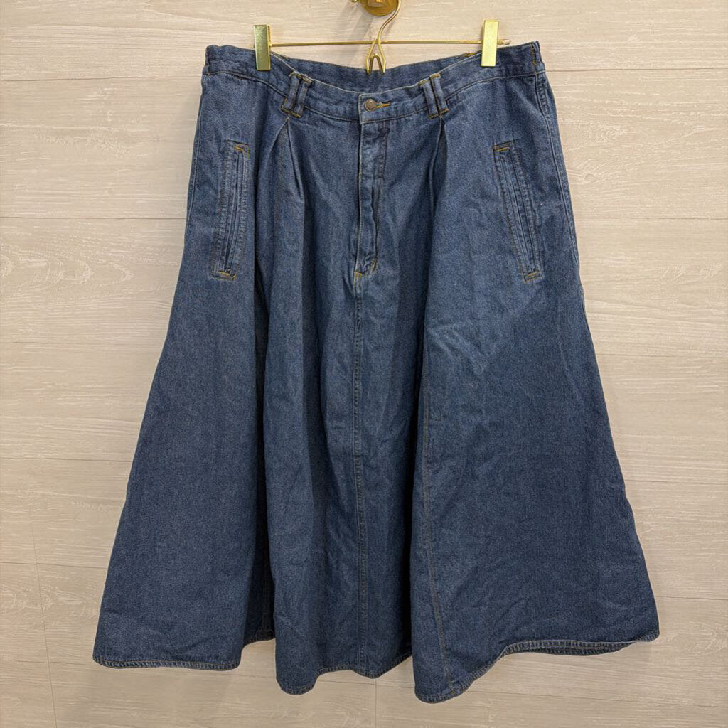 Vintage Gloria Vanderbilt Blue Denim Pleated Midi Skirt 20W