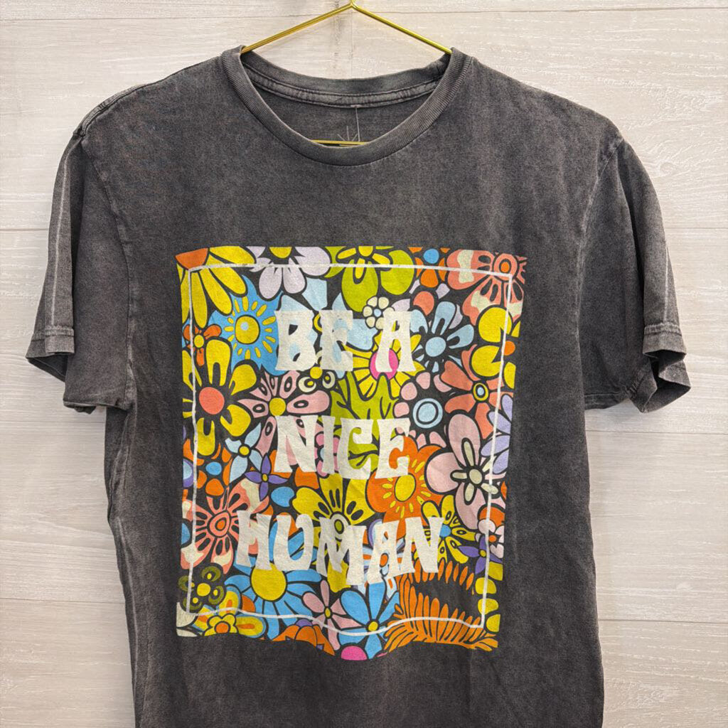Life Clothing Co Grey/ Multi Be A Nice Human Short Sleeve Graphic Tee Medium