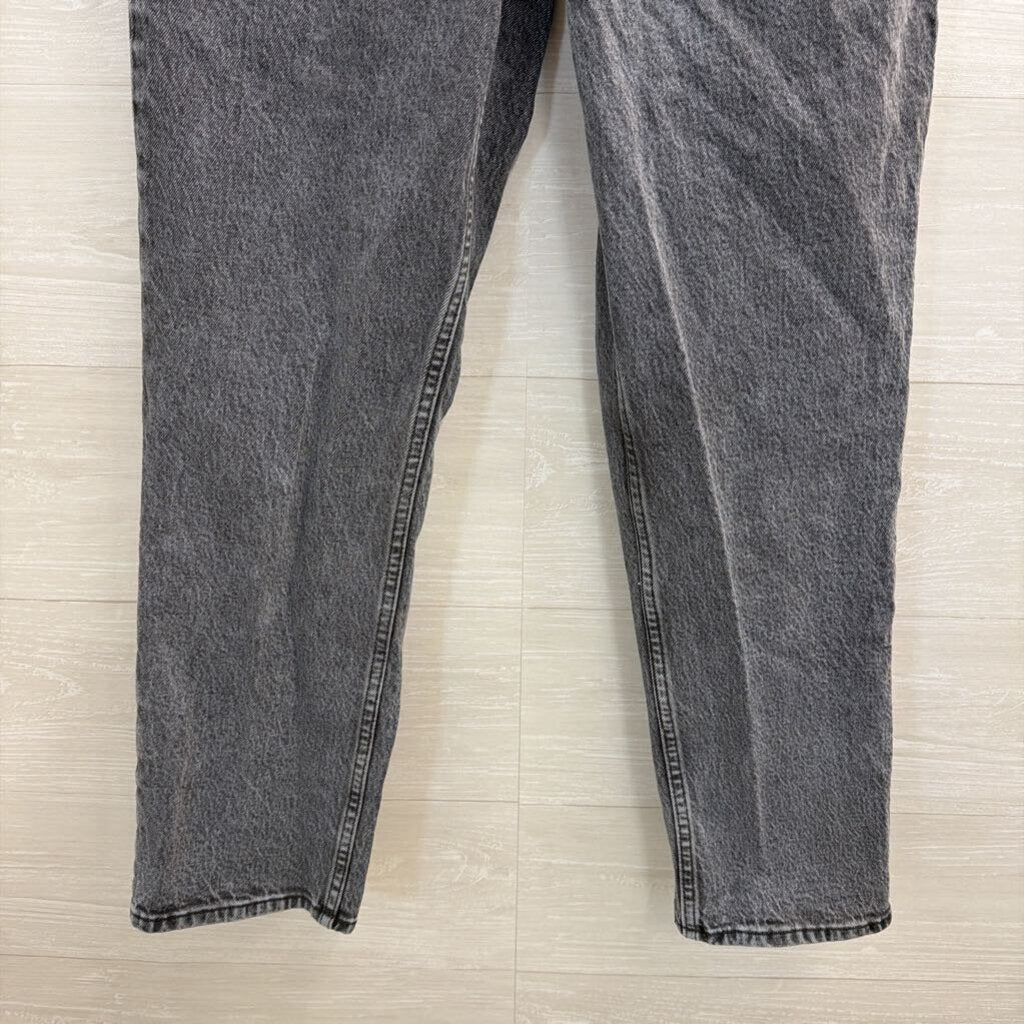 Abercrombie and Fitch Grey Denim The 90s Straight Mid Rise Jeans 6 Short