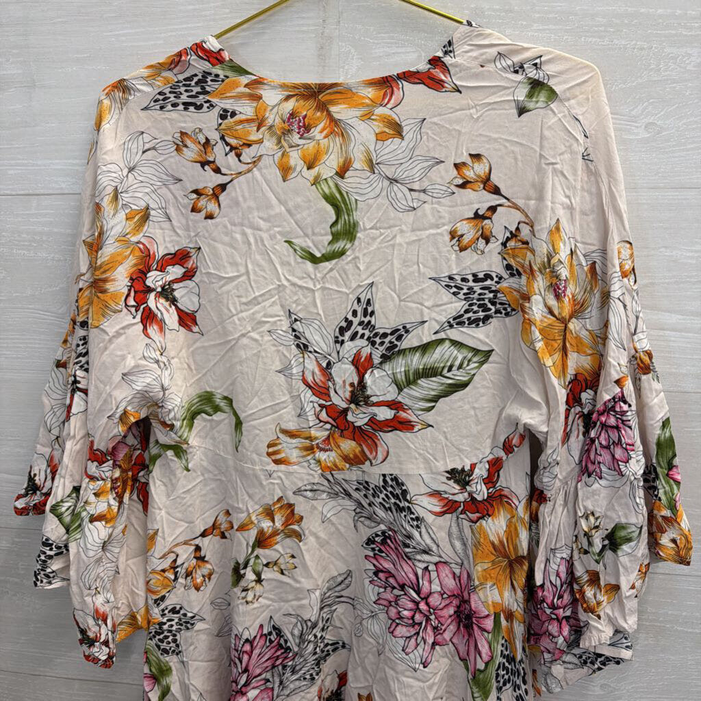 Label of Love White/ Multi Floral Print Long Sleeve Tunic Top Small