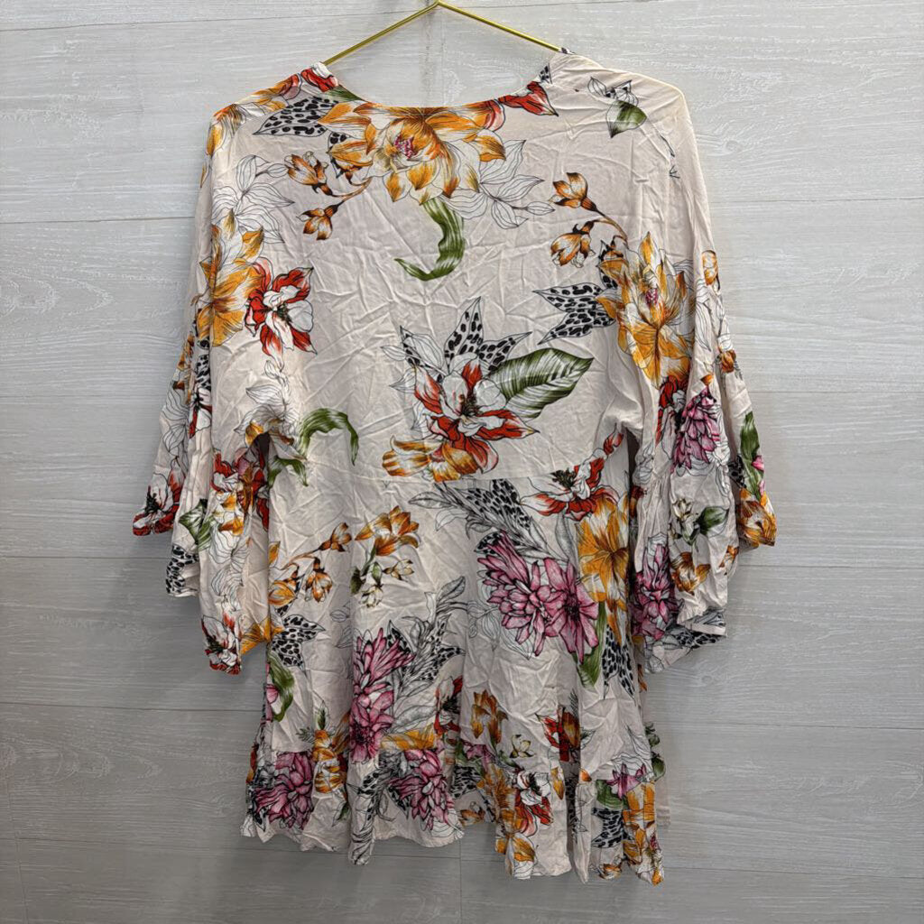 Label of Love White/ Multi Floral Print Long Sleeve Tunic Top Small