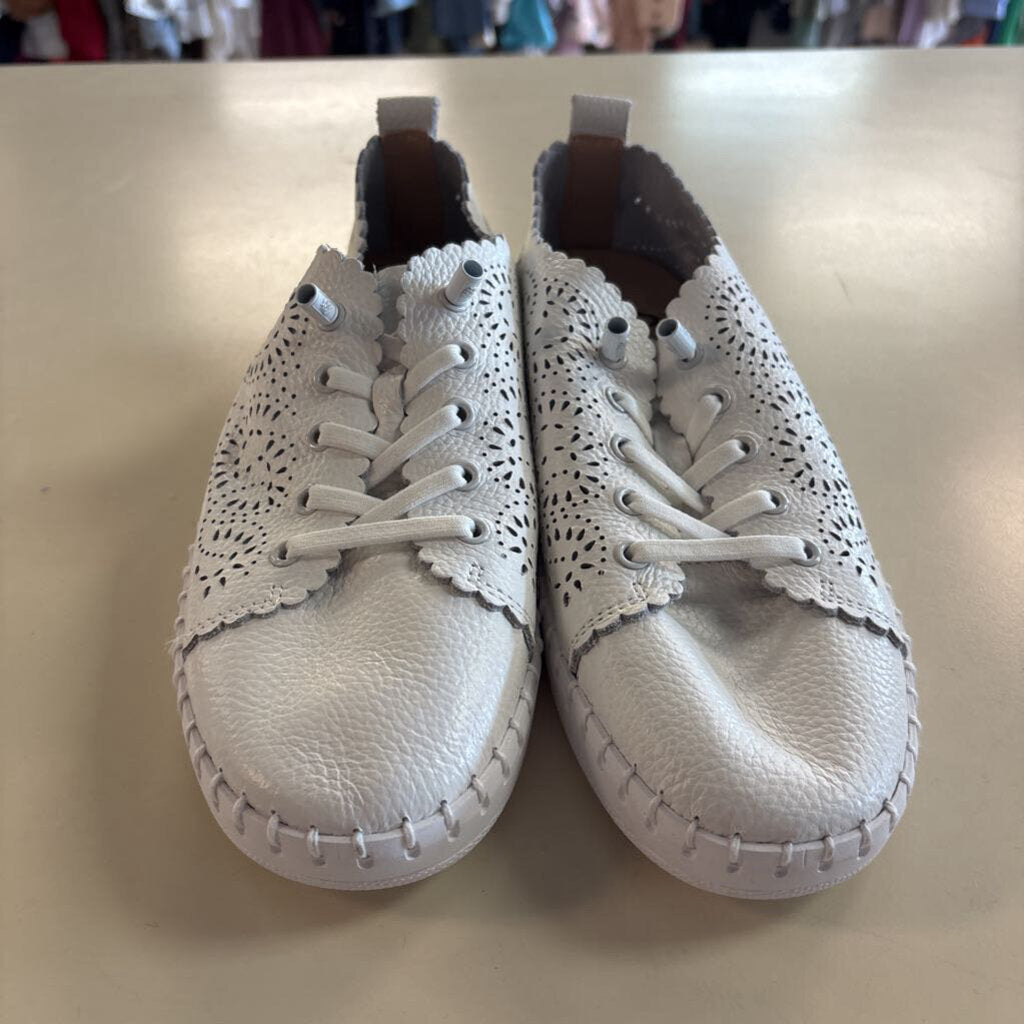 Yokono White Perforated Scallop Trim Sneakers 39