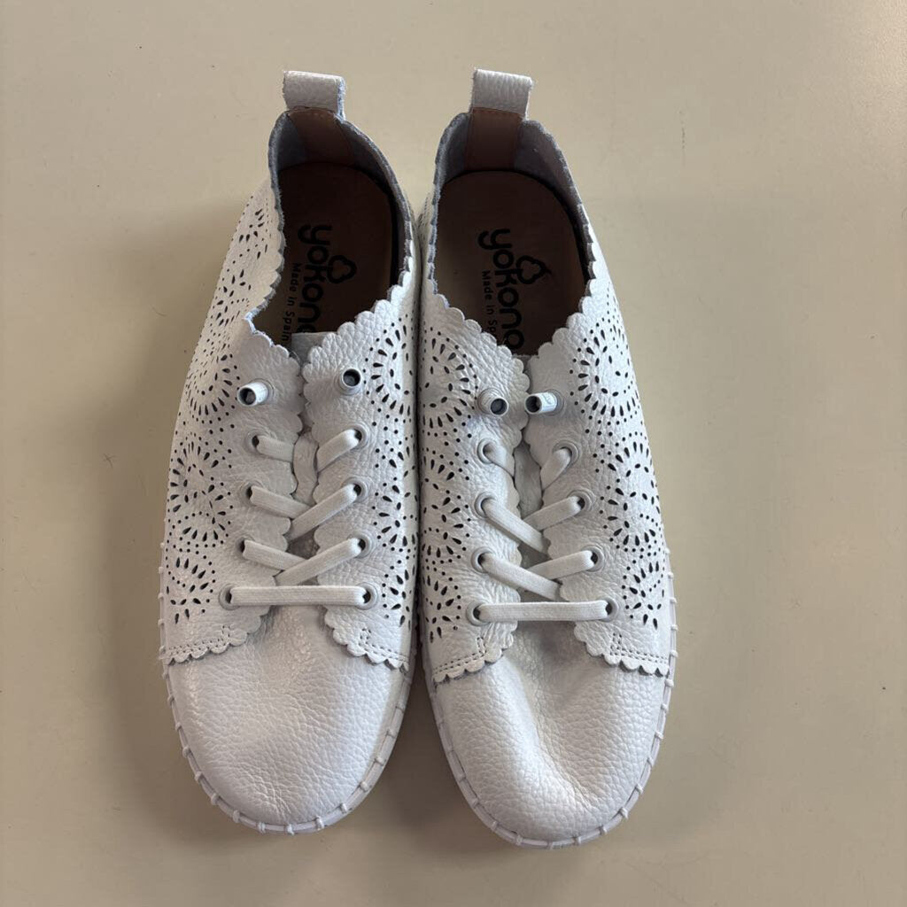 Yokono White Perforated Scallop Trim Sneakers 39