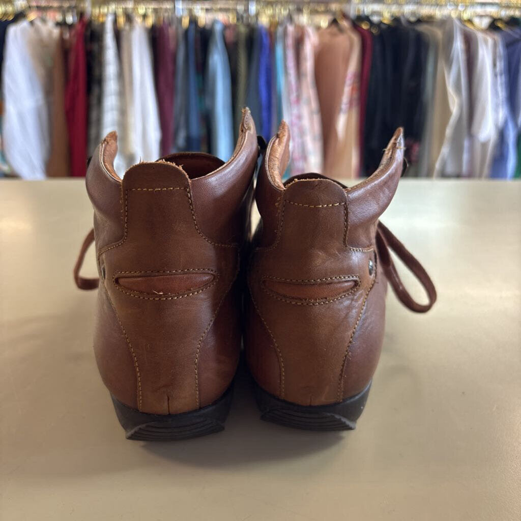 Pikolinos Brown Leather Vigo Lace Up Ankle Boots 39