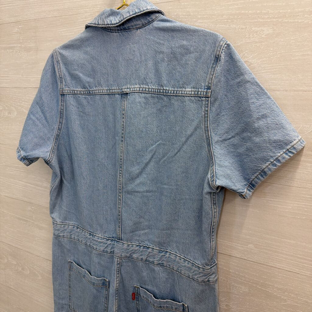 Levi Light Wash Short Sleeve Snap Front Denim Jumpsuit Large