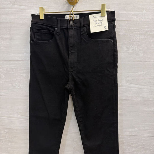 Abercrombie and Fitch Black The Super Skinny Ultra High Rise Jeans 6 Short