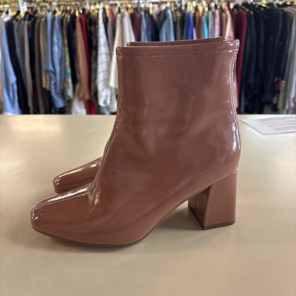 Delicious Brown Patent Leather Ankle Boots 6