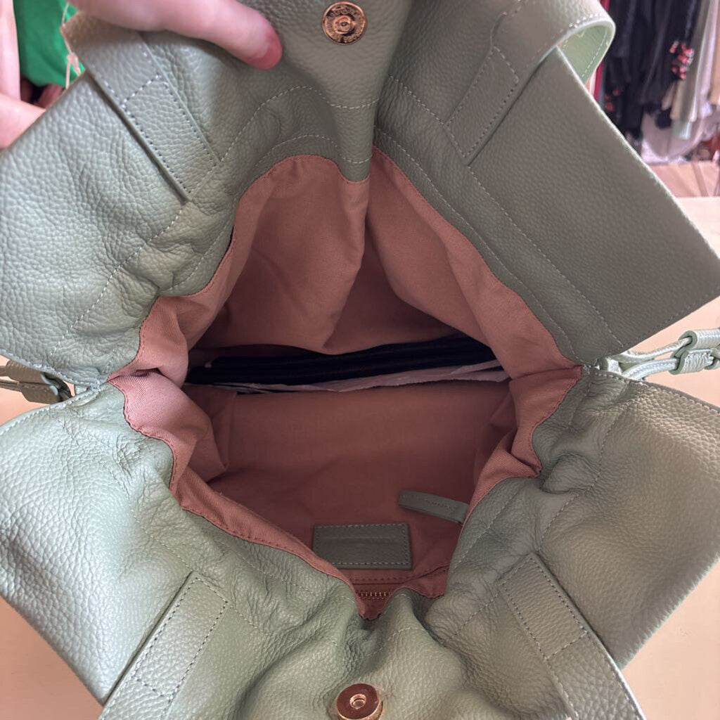 Tote le Monde Mint Pebbled Leather Purse
