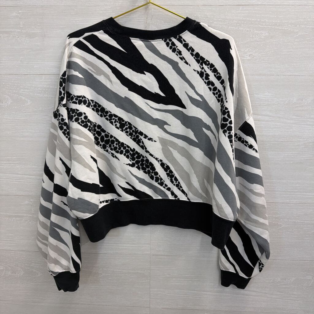 Nike White/ Black Zebra Print Pullover Small