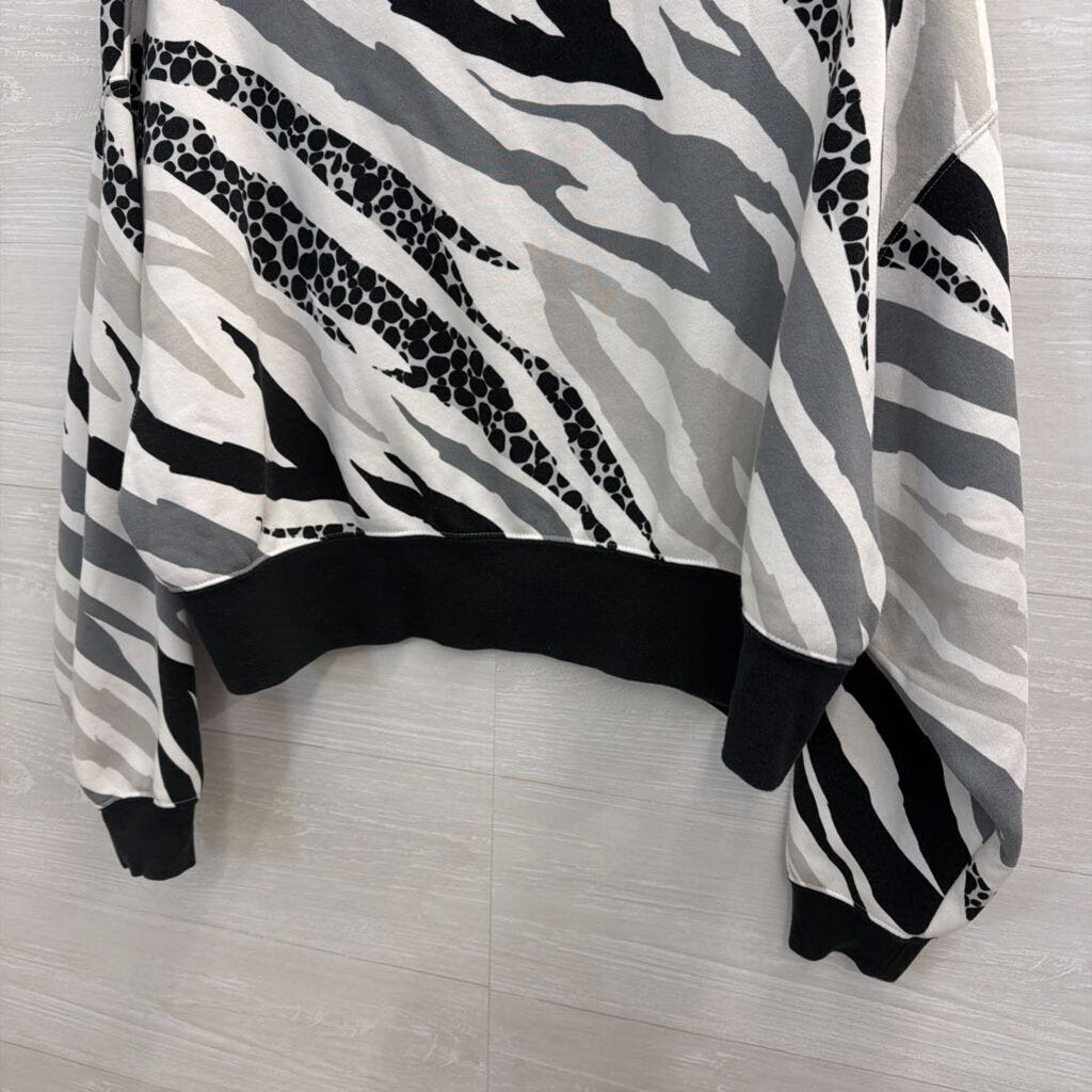 Nike White/ Black Zebra Print Pullover Small