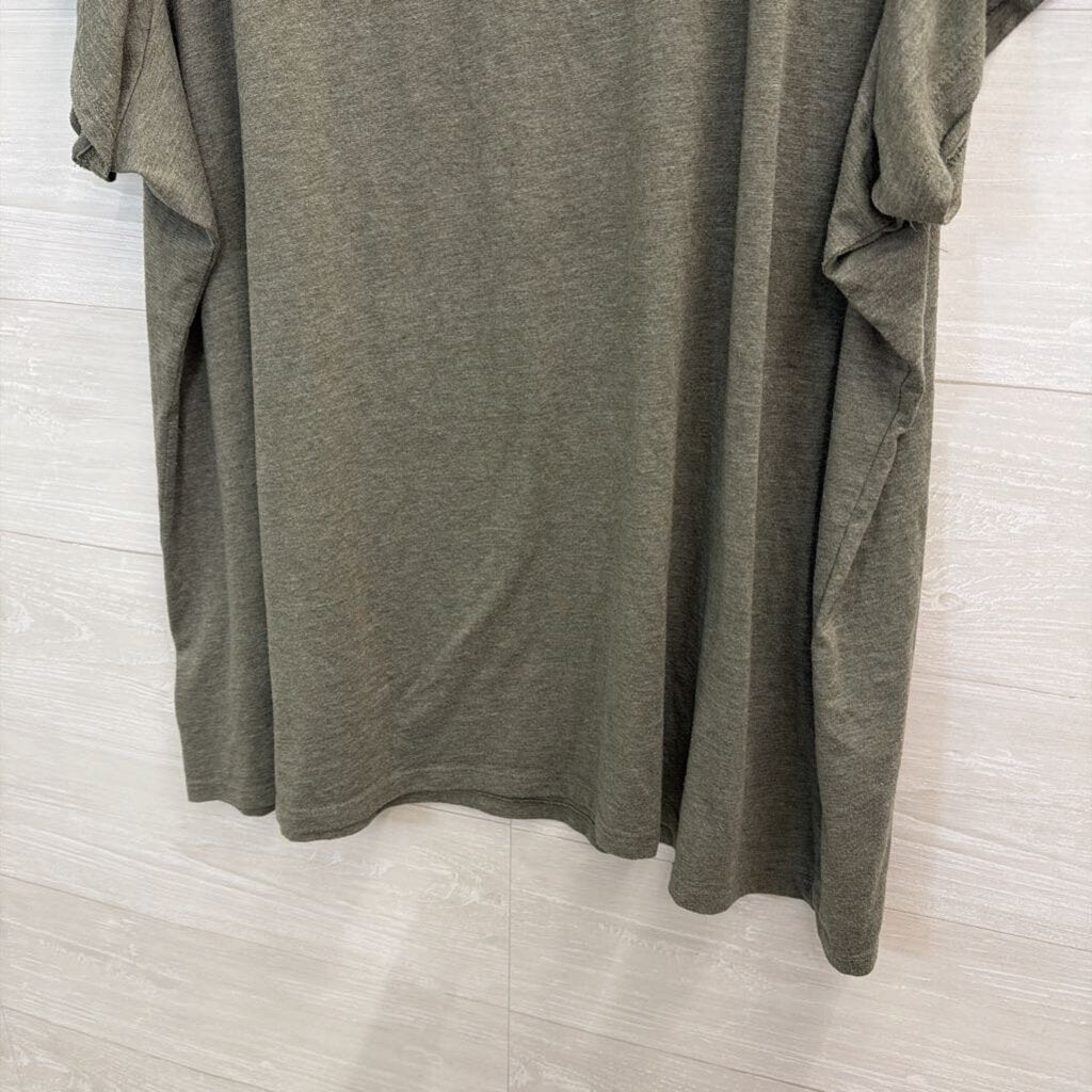 Torrid Grey/ Multi Together We Fight Short Sleeve Graphic Tee 5