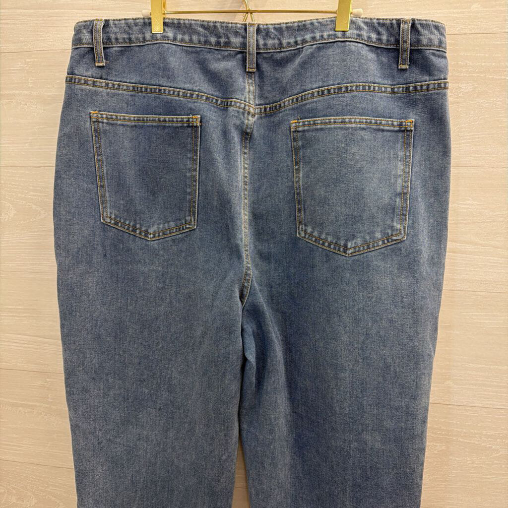 Pretty Little Thing Plus Medium Wash Distressed Wide Leg Jeans 18W
