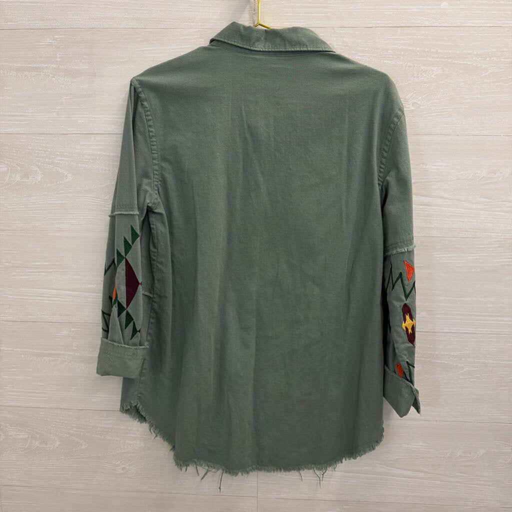 Panhandle Green/ Multi Embroidered Aztec Print Long Sleeve Button Down Top Medium
