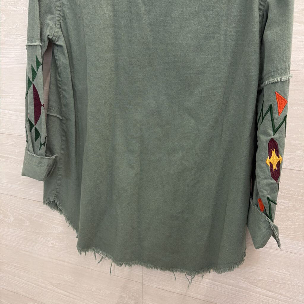 Panhandle Green/ Multi Embroidered Aztec Print Long Sleeve Button Down Top Medium
