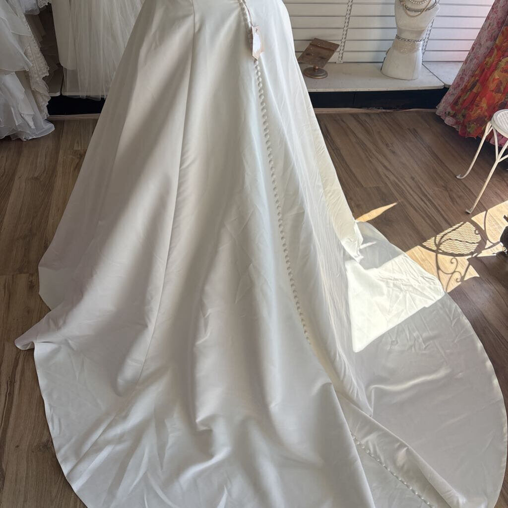 Sincerity Bridal Square Neck Bridal Gown 18